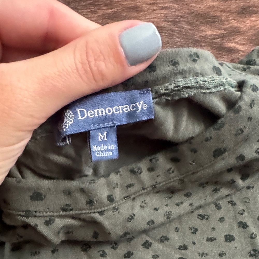 Democracy Olive Green Blouse with Subtle Pattern - Picture 2 of 2